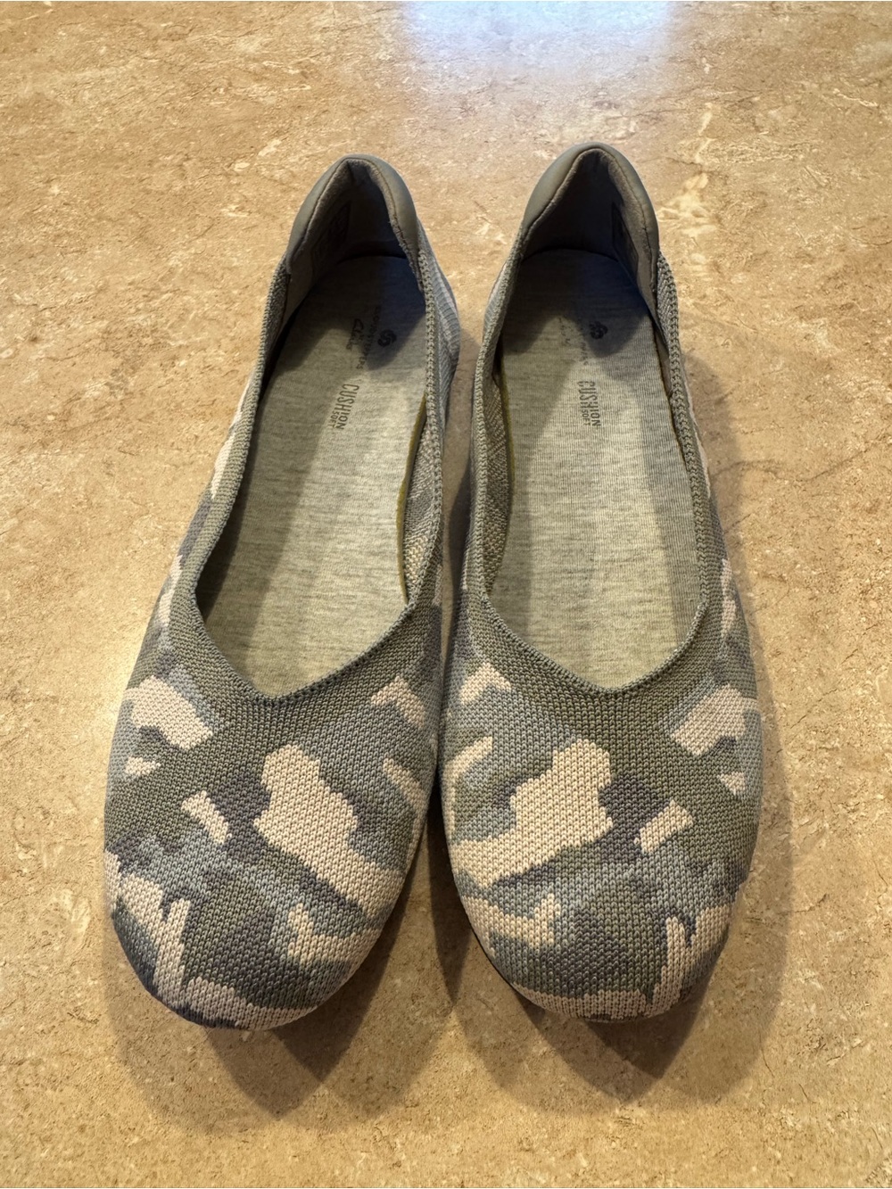Women’s Gray Camouflage Knit Ballet Flats Clarks